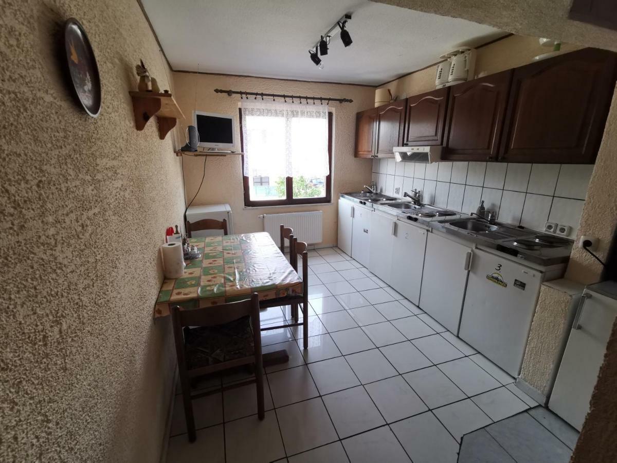 Guest House Dijana Кралєвиця Екстер'єр фото