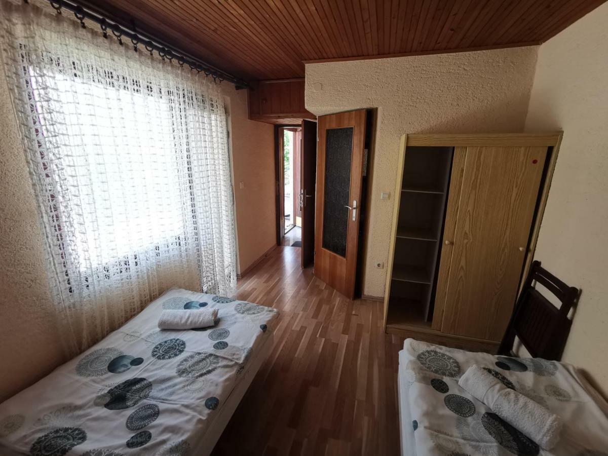 Guest House Dijana Кралєвиця Екстер'єр фото